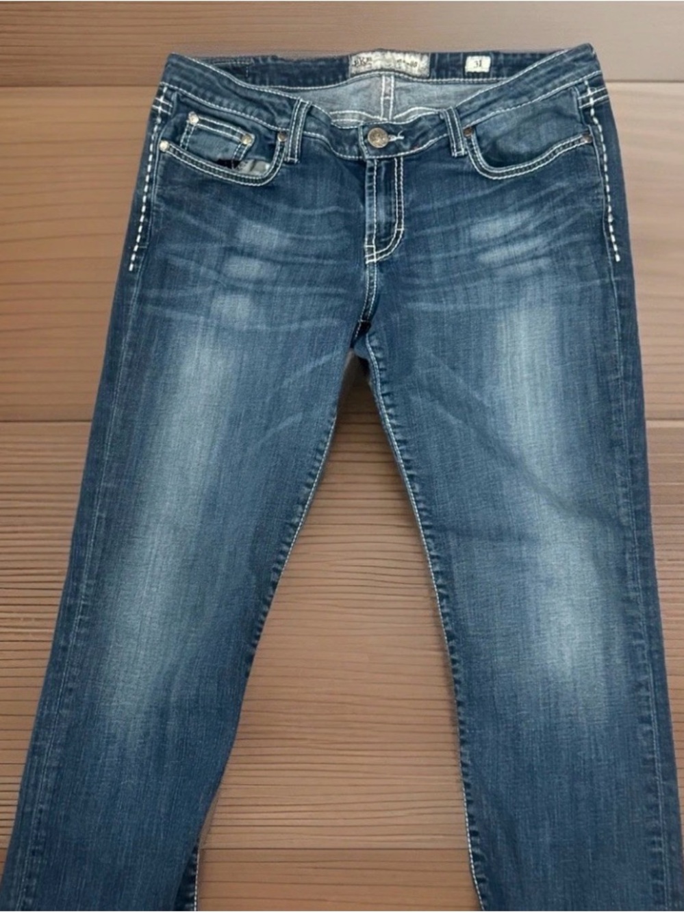 BKE Stella Women's Low Rise Dark Blue Stretch Denim Capris Size 31